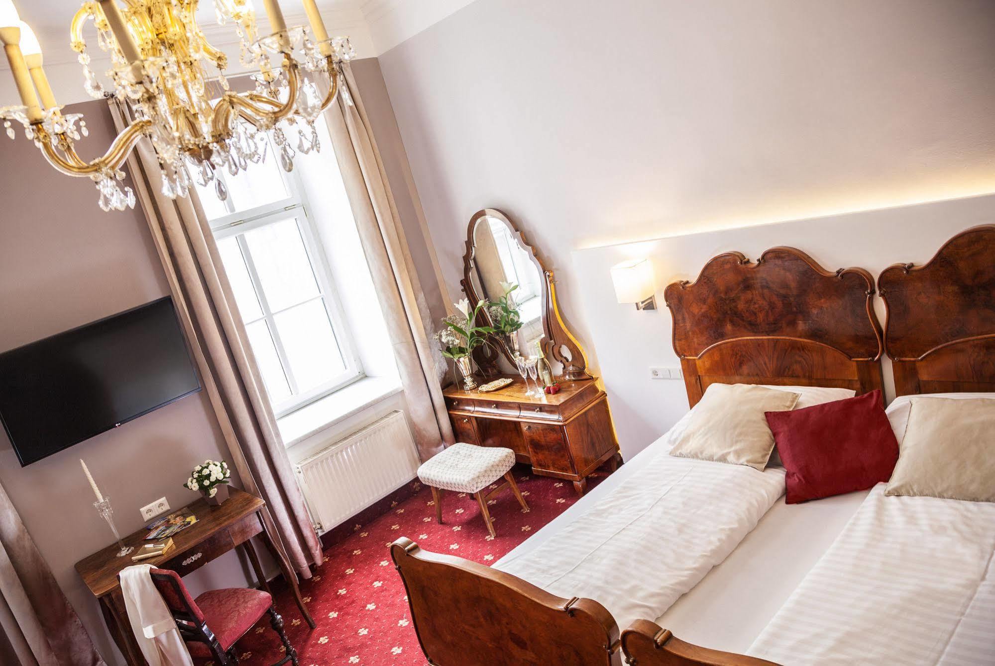 Urban Stay Salzburg City Buitenkant foto
